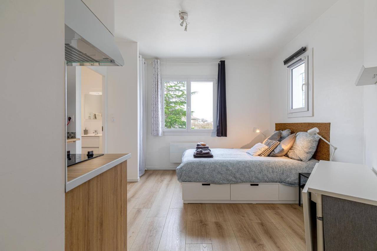 A1 Sweet Homes Angouleme L Secteur Sillac L Parking Gratuit - Animaux Acceptes Exterior photo